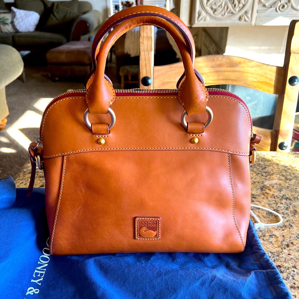 DOONEY AND BOURKE FLOURENTINE SATCHEL LIKE NEW